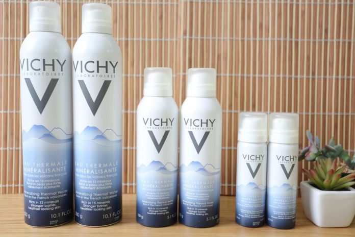 Bạn có thể sử dụng xịt khoáng Vichy Mineralizing Thermal Water nhờ sản phẩm có nhiều dung tích khác nhau